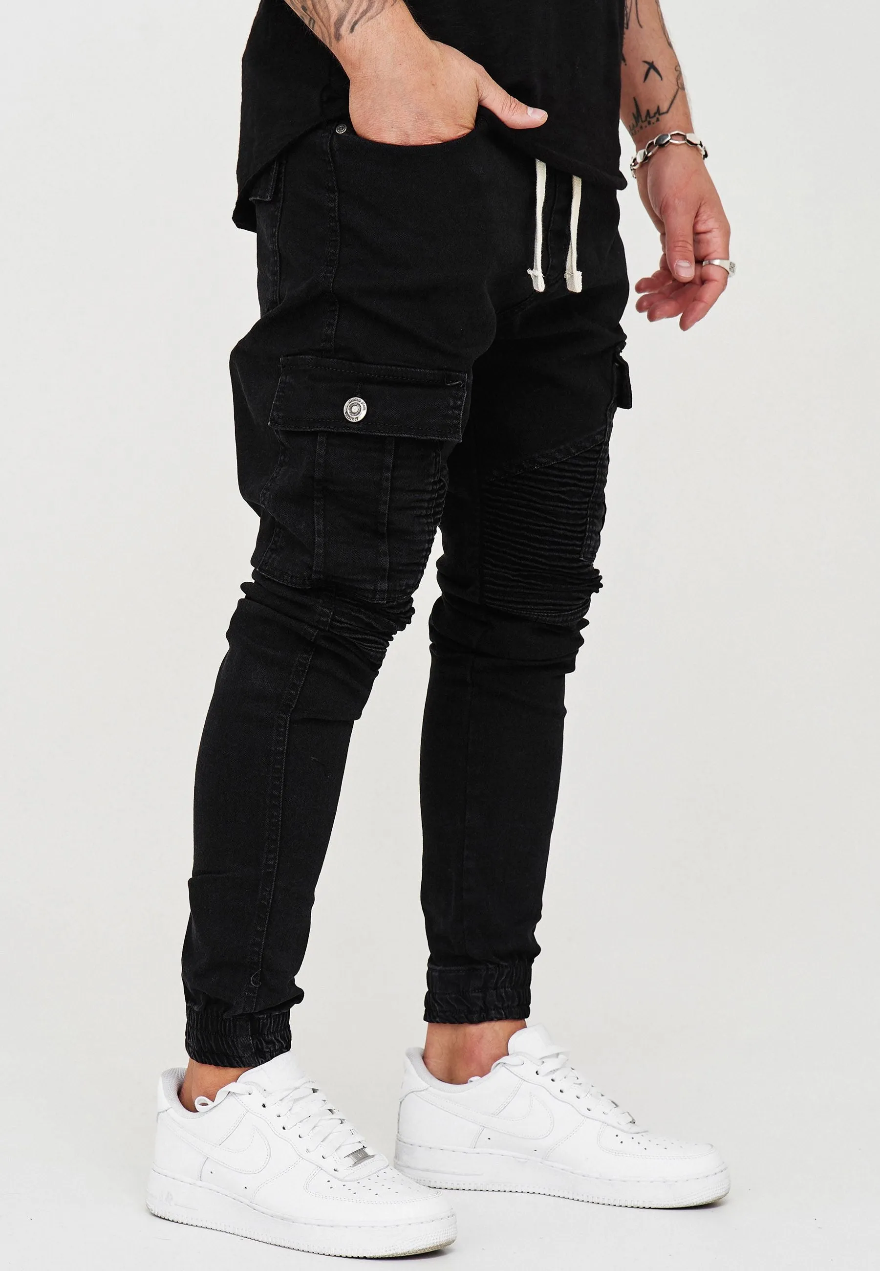 Behype. Biker Jeans Chino Schwarz RJ-2276