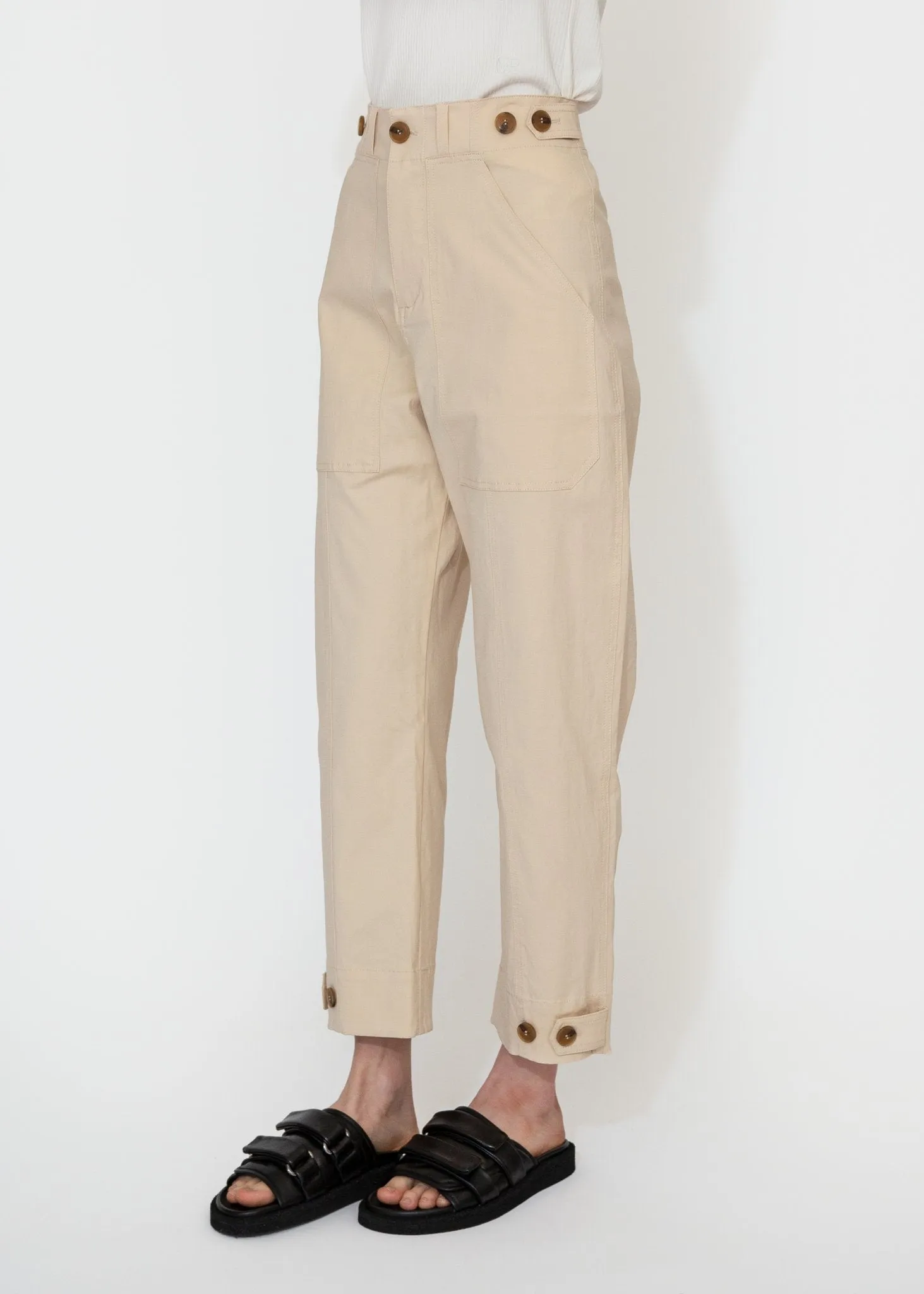 Cropped Workwear Pants in Light Beige