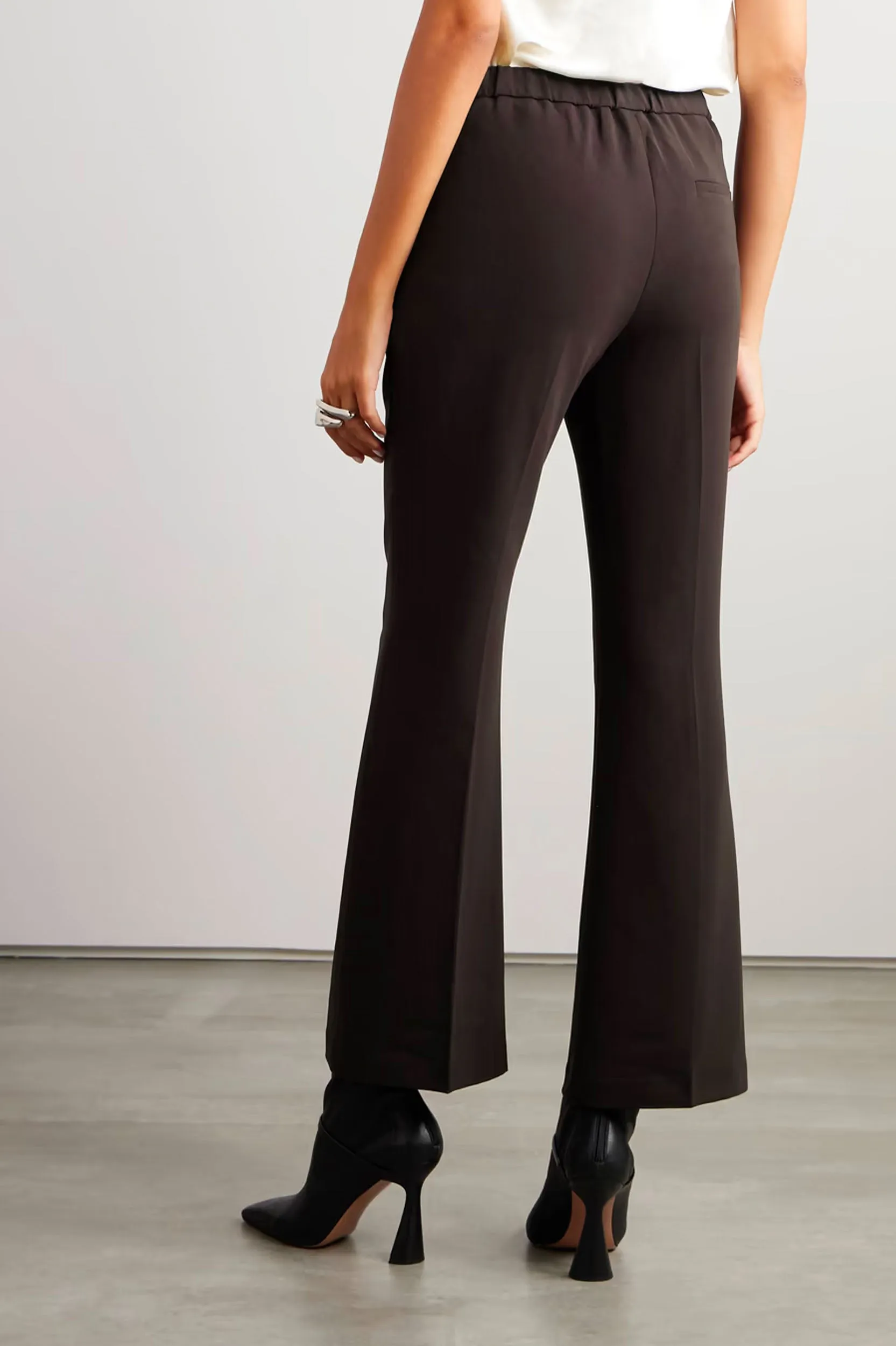 Demitria Pant in Mink