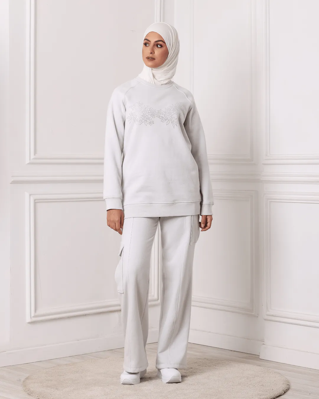 Ensemble Sweat-shirt Et Pantalon Gris Clair