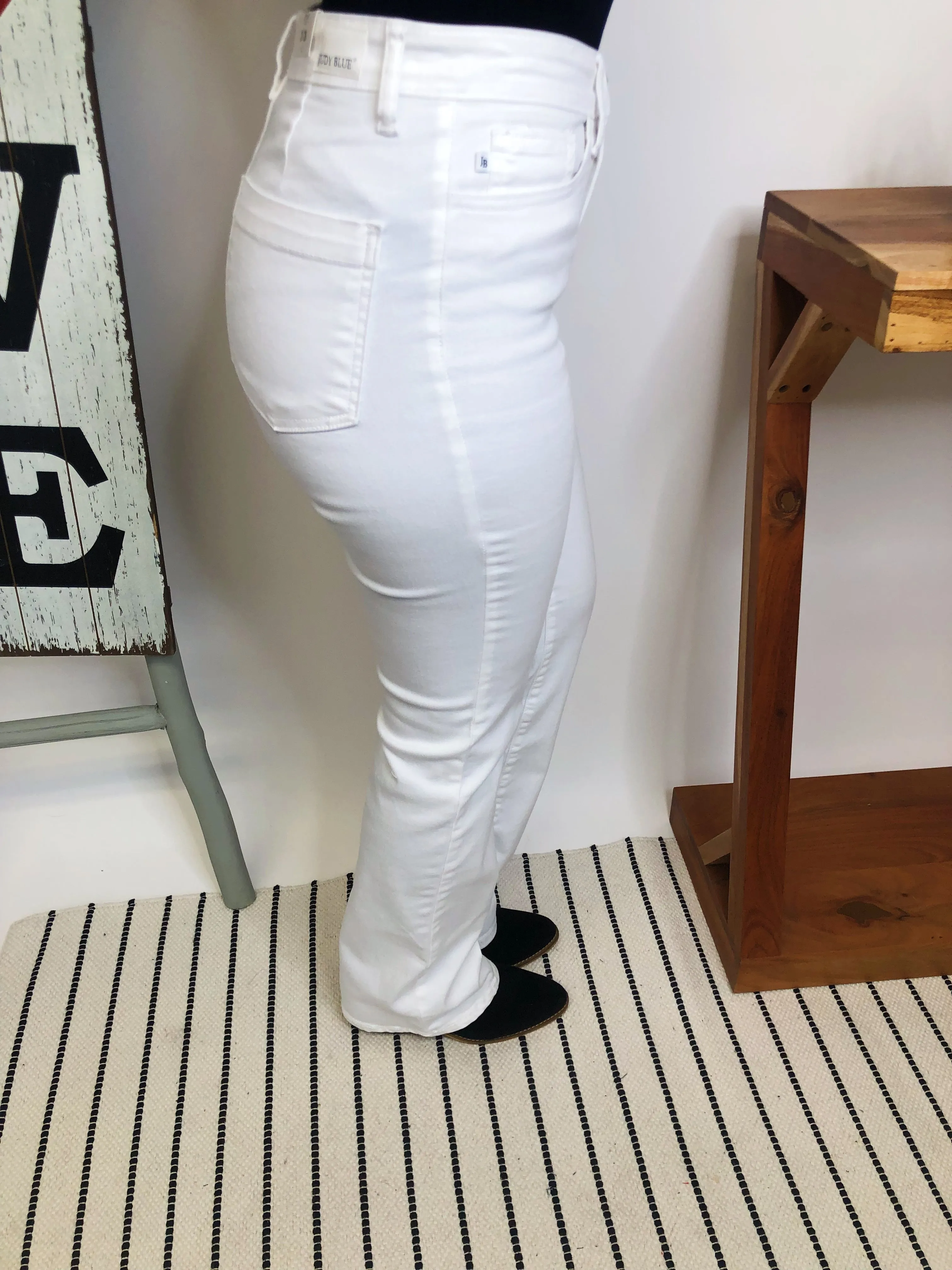 #M318 Your Closet Is Calling White Bootcut Judy Blue Jeans