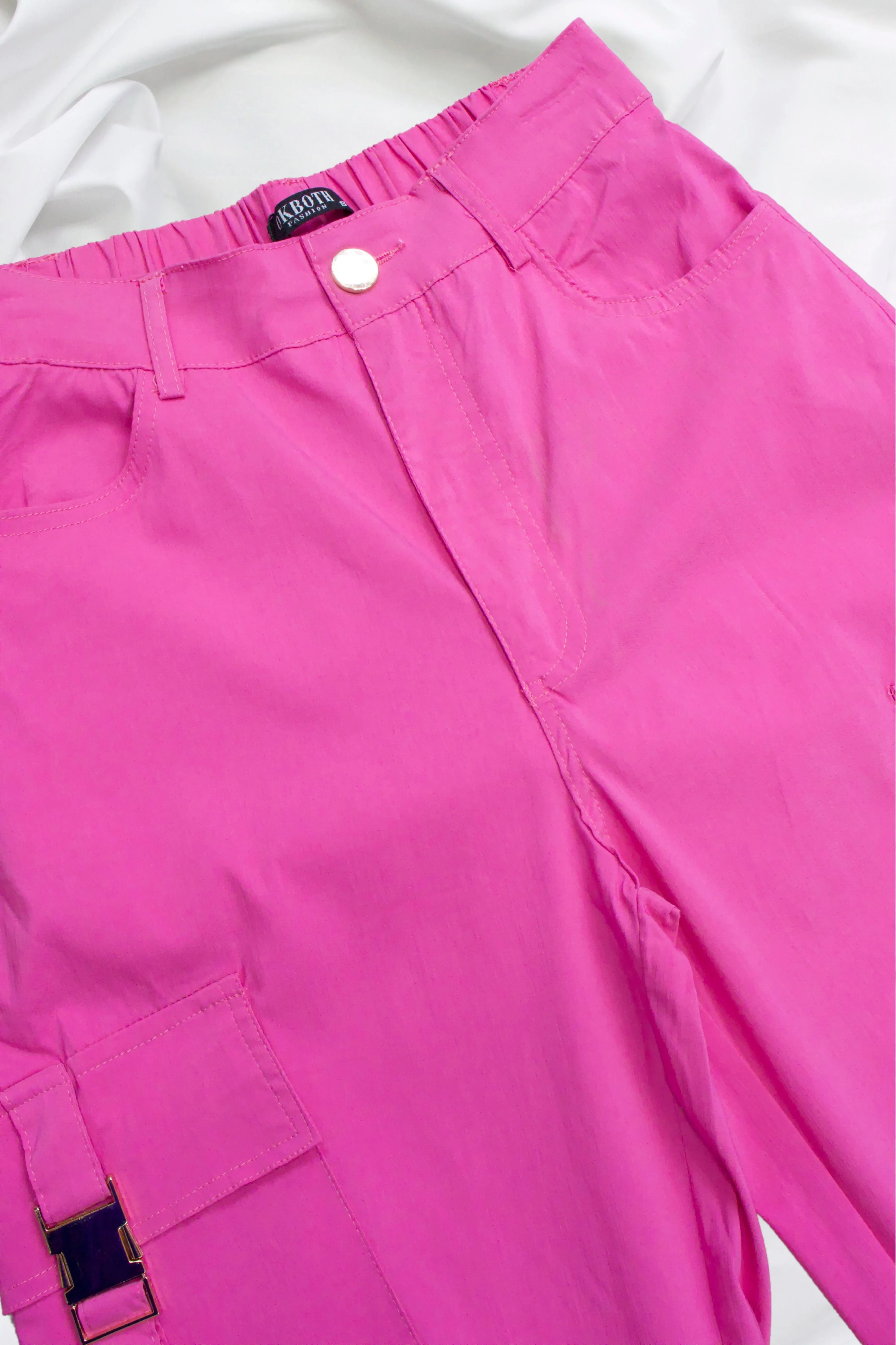 PANTALN ESTILO CARGO BROCHES DORADOS PS827