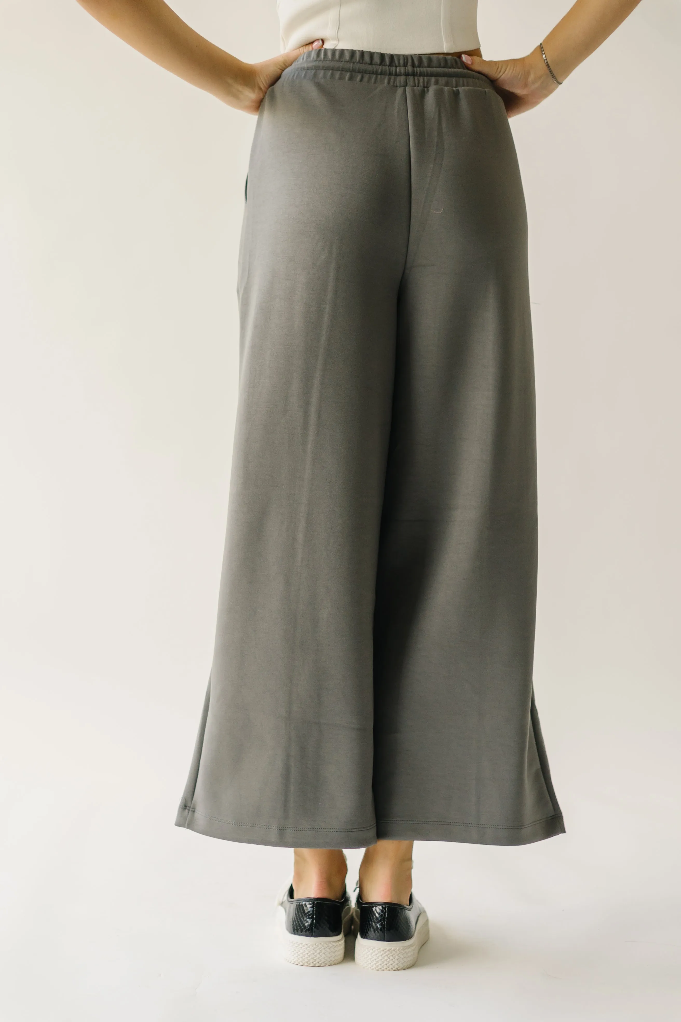 The Mazzara Wide Leg Pant in Charcoal