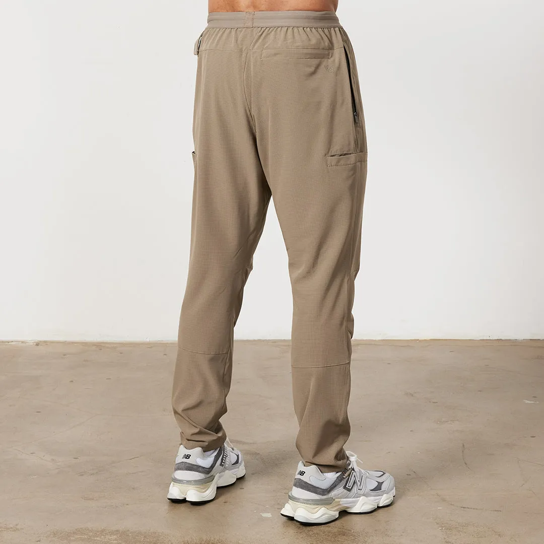 Vanquish Utility Stone Tapered Performance Pants